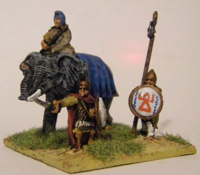 Carthaginian Officers from Xyston plus Numidian Elephant 
Carthaginian officer pack - the standards are supplied as "heads" - add your own pole
Keywords: LCART NUMIDIAN