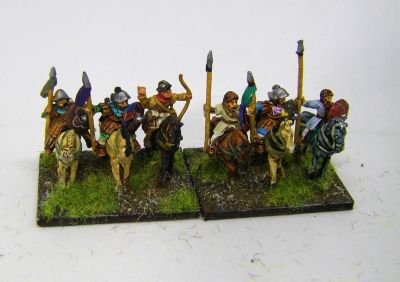 Carolingian Impetuous Cavalry
A few mounted archers from Baueda mixed in as I had them spare
