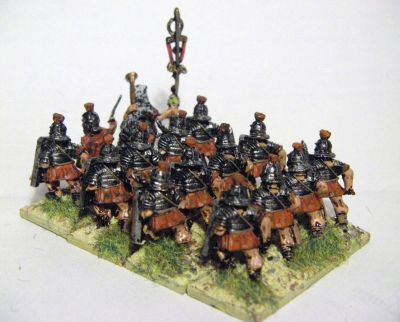 Early Imperial Roman Legionaries
EIR Legionaries from Old Glory, with LBMS Shield transfers
Keywords: EIR