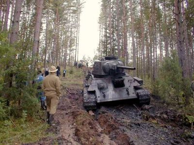 T34/76A recovered from an Estonian lake
T34/76A in German markings recovered (alledgedly in working order) from an Estonnian lake. Follow [url=http://www.englishrussia.com/?p=299]this link[/url] for the full story 
Keywords:  Russian German