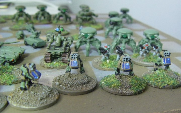 6mm, 1/300th, 1/300 Sci Fi GZG, Ground Zero Games GMM-43 Small Walkers with Rocket Pods being painted