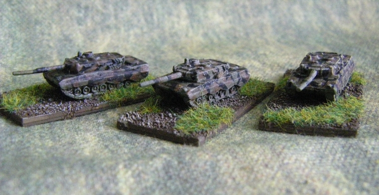 Modern Micro Armour: NATO Armour and AFV's, 1/300th